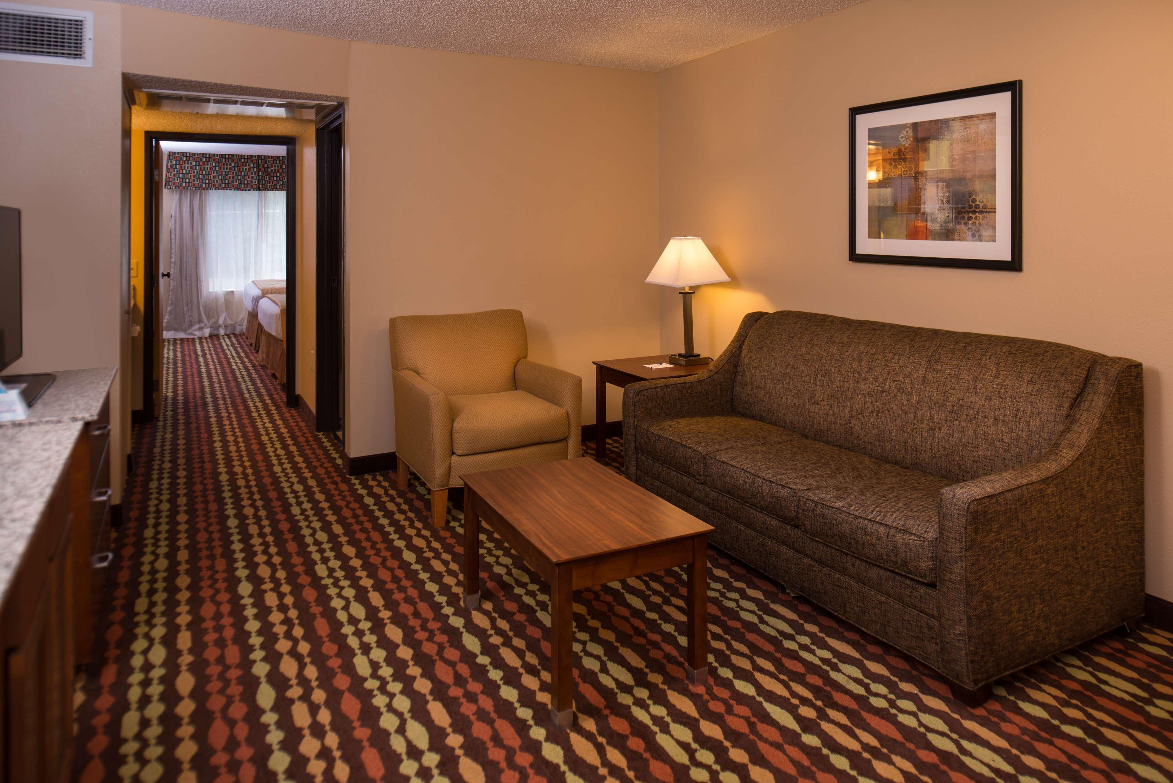 Best Western Ambassador Inn&Suites Wisconsin Dells Exterior foto