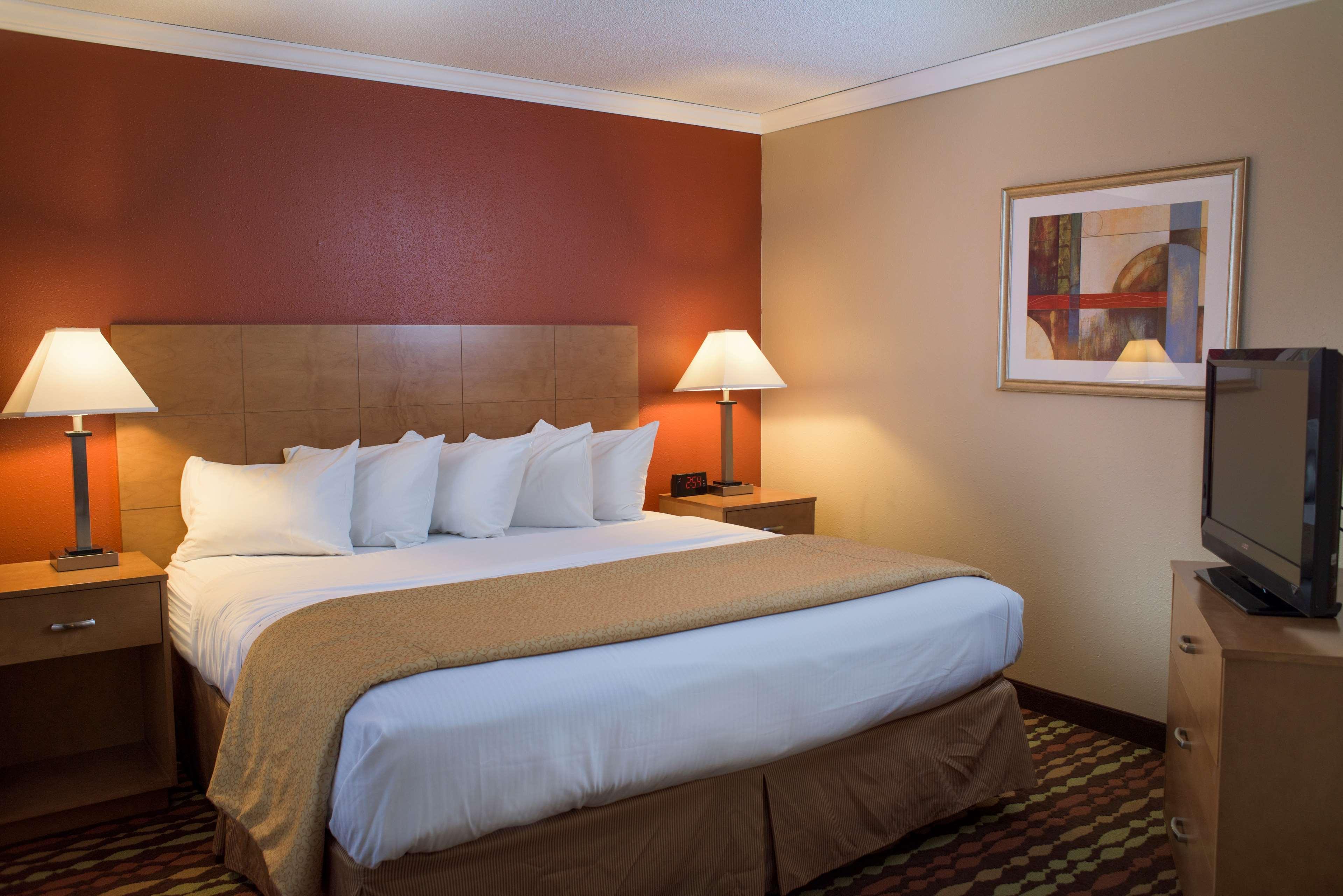 Best Western Ambassador Inn&Suites Wisconsin Dells Exterior foto